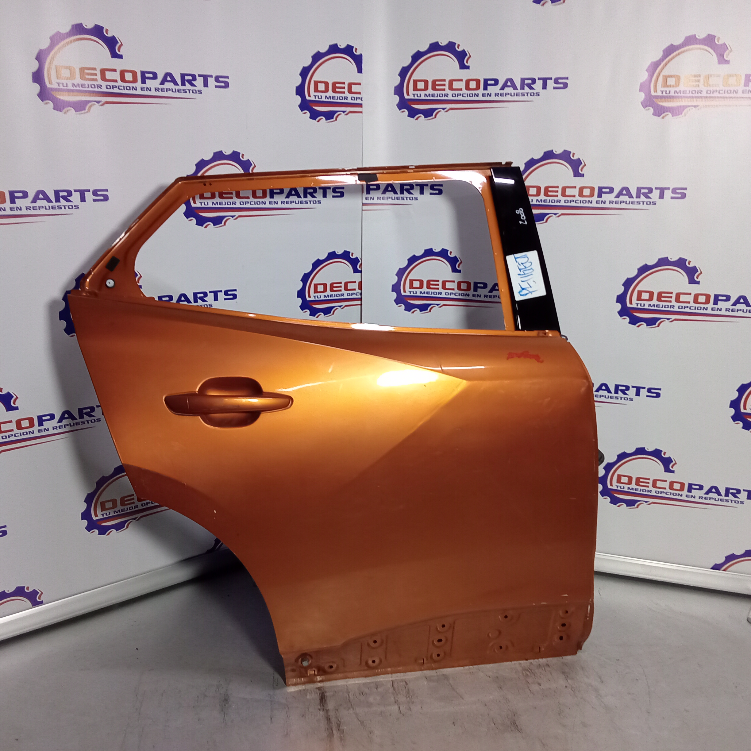 Puerta trasera derecha peugeot 2008 2018 2019