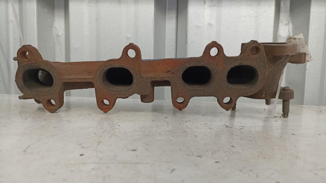 Multiple de escape toyota hilux 2016 2017 2018 2019 2020 2021 2022 2023