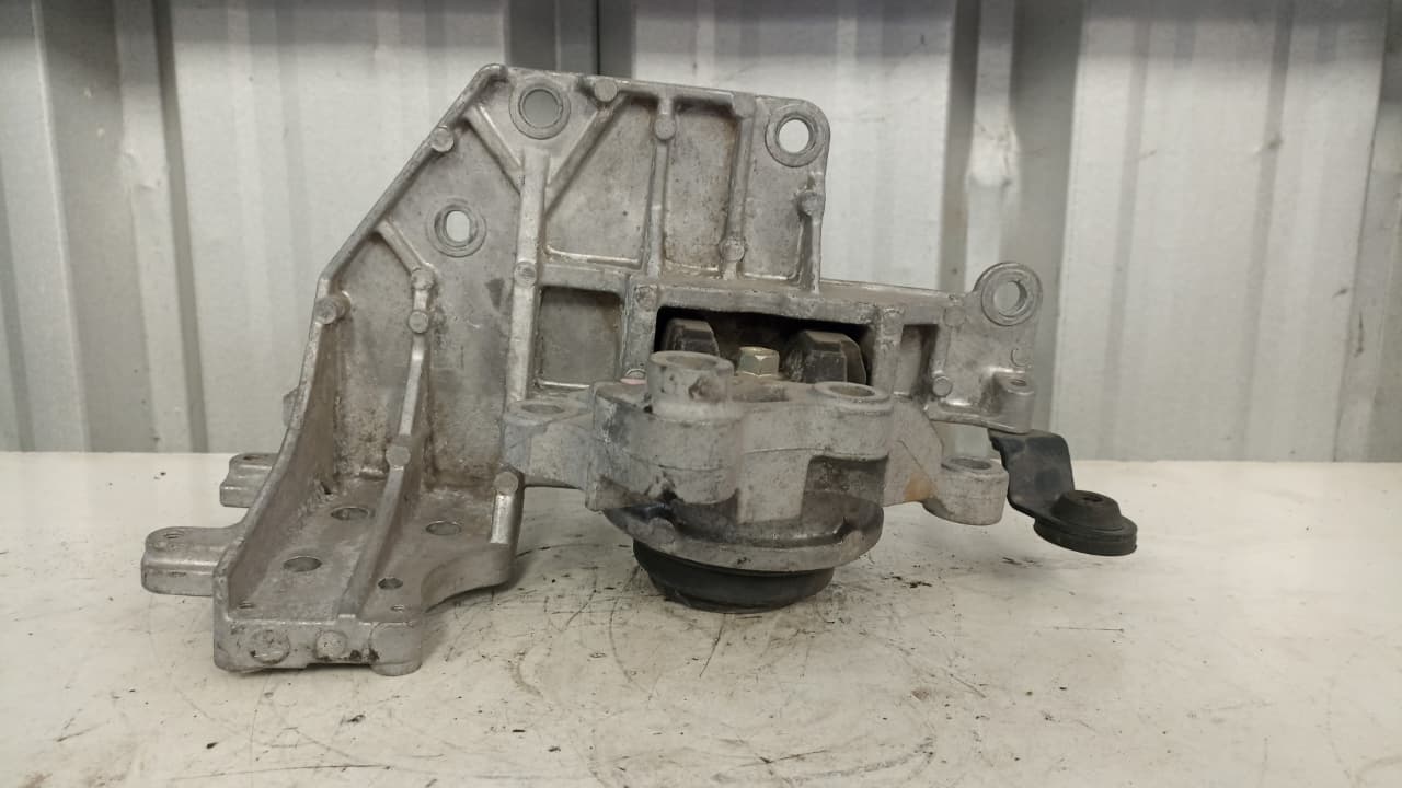 Soporte de motor izquierdo nissan x-trail 2015 2016 2017