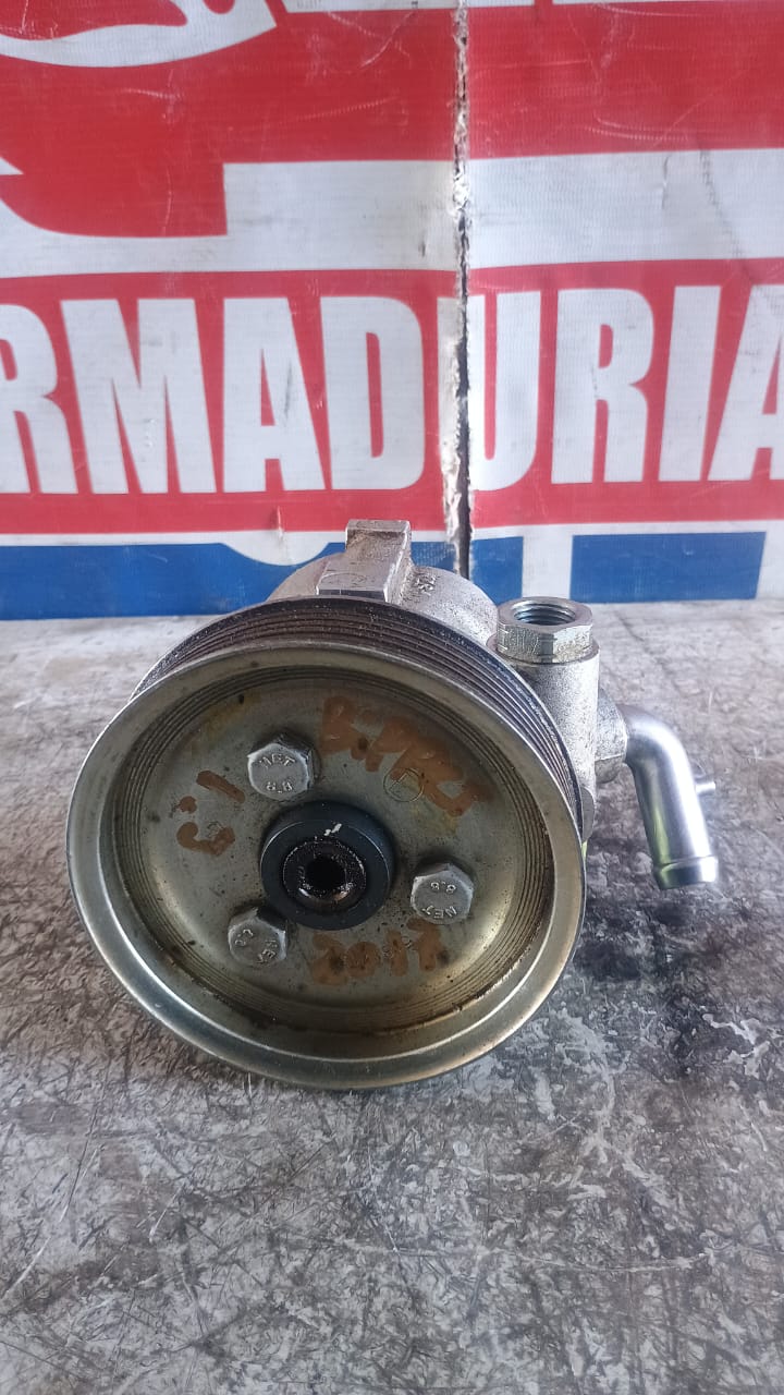 Bomba de direccion peugeot bipper