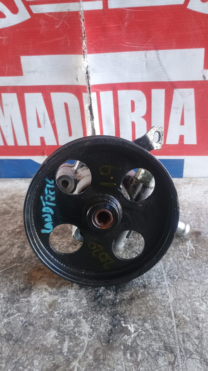 Bomba de direccion peugeot landtrek
