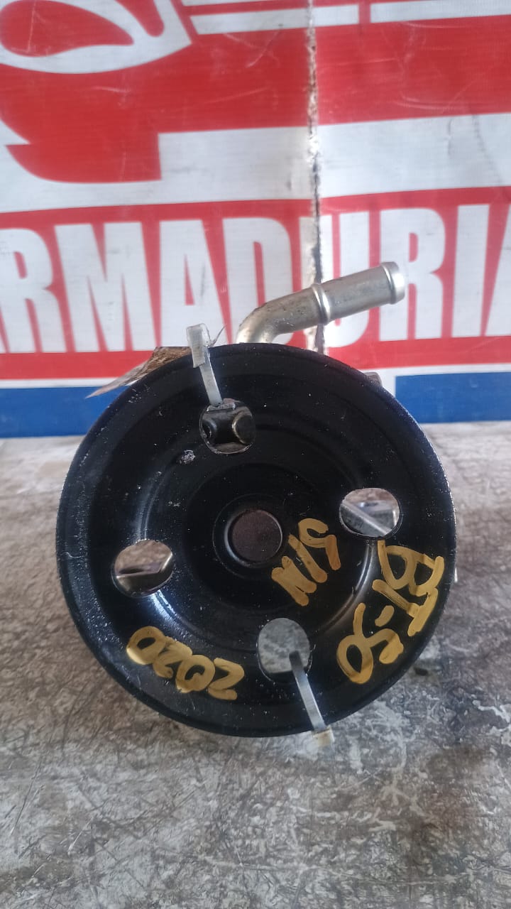 Bomba de direccion mazda bt50