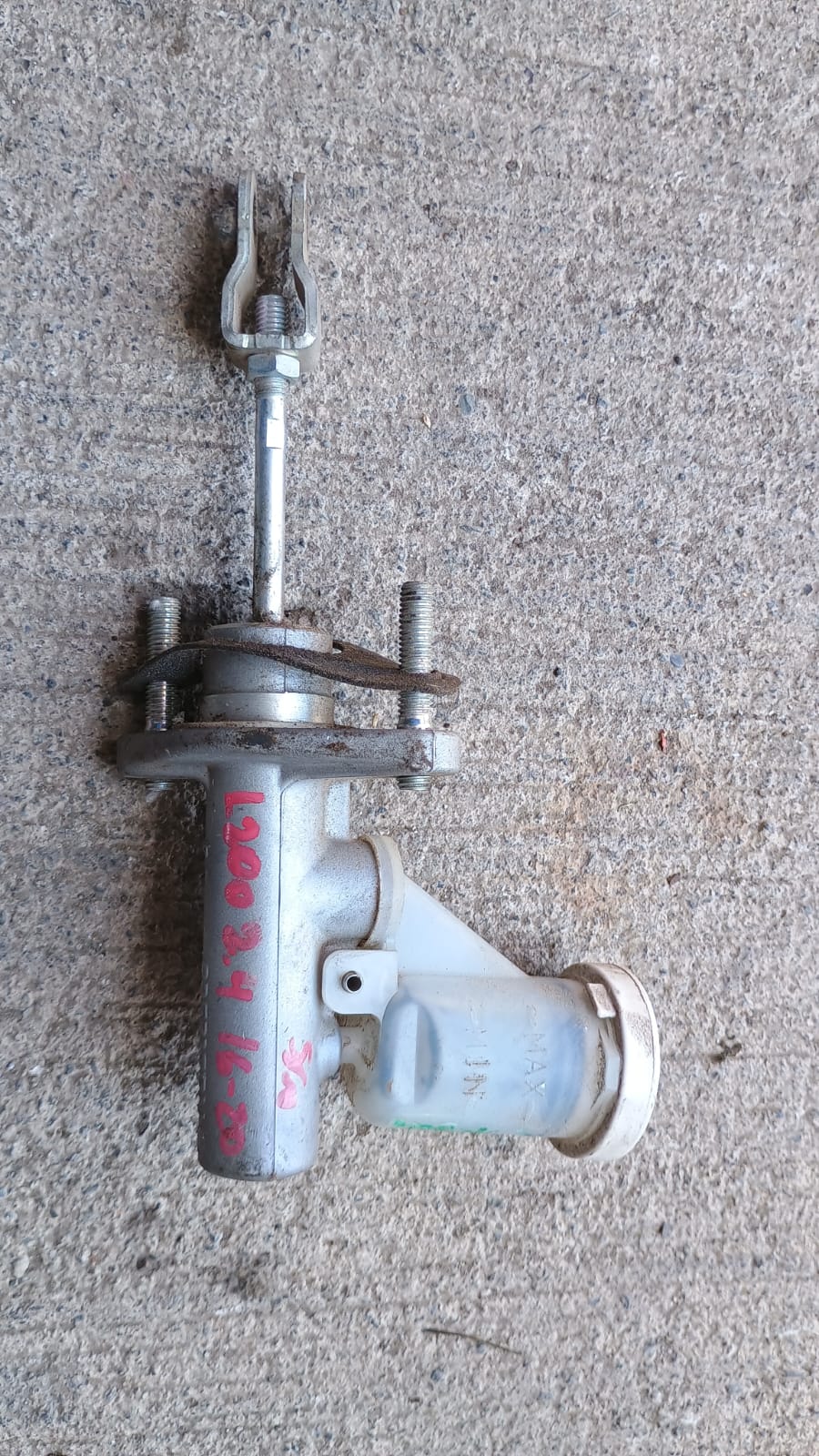 Bomba de embrague mitsubishi l200 2016 2017 2018 2019 2020