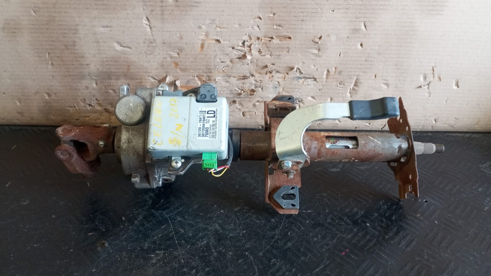 Columna de direccion suzuki celerio