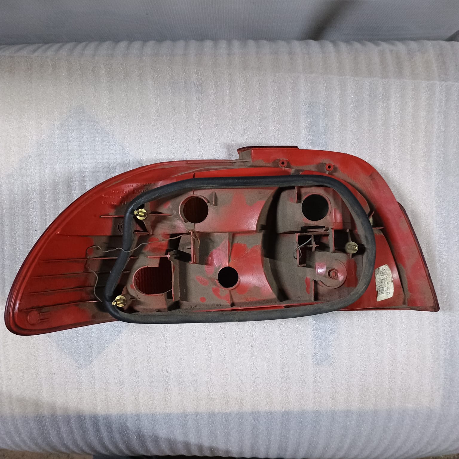 Foco trasero derecho toyota avensis 1997 1998 1999 2000 2001