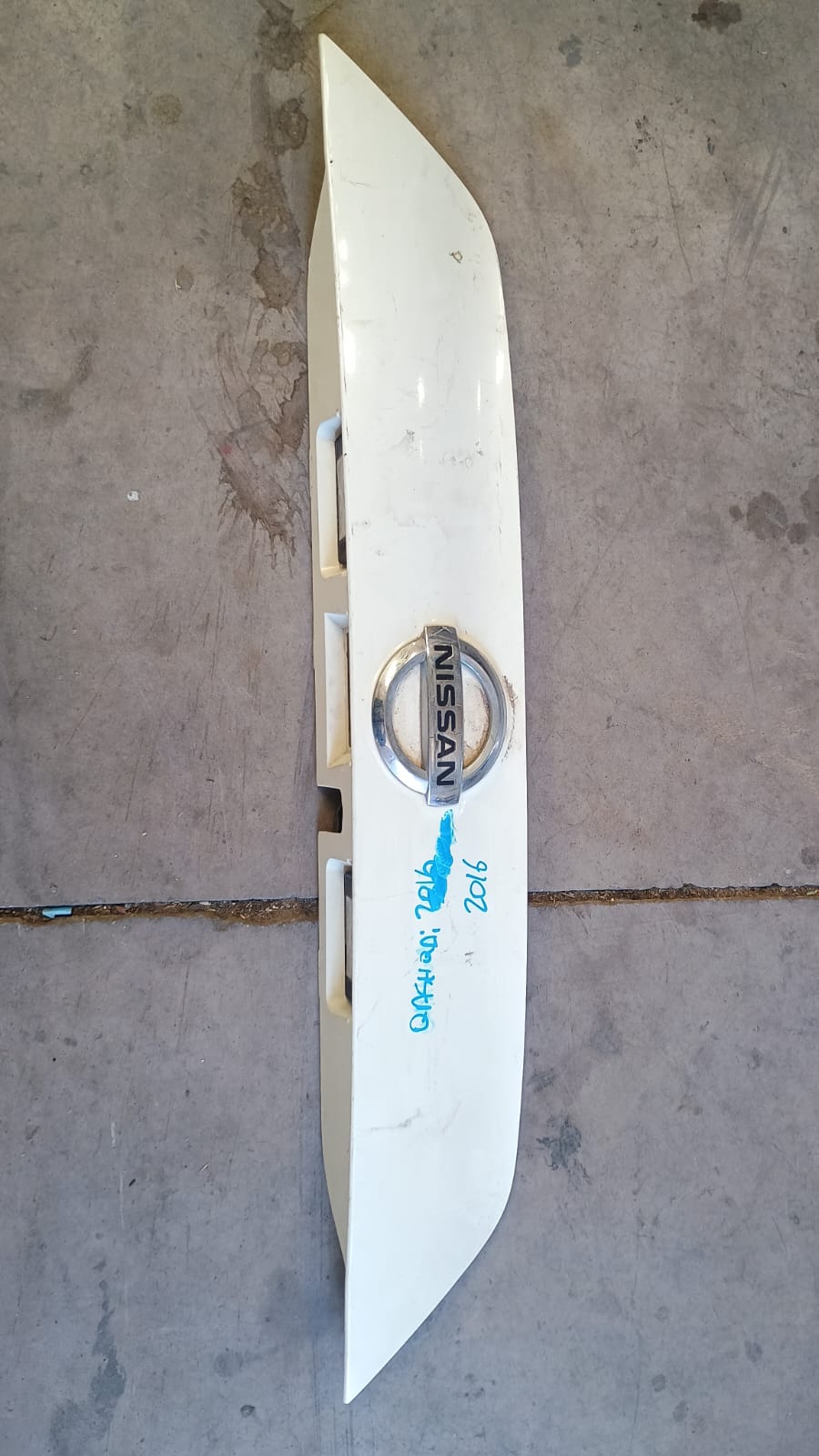Moldura portalon trasero nissan qashqai
