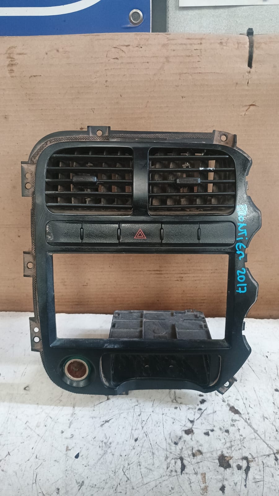 Consola radio kia frontier