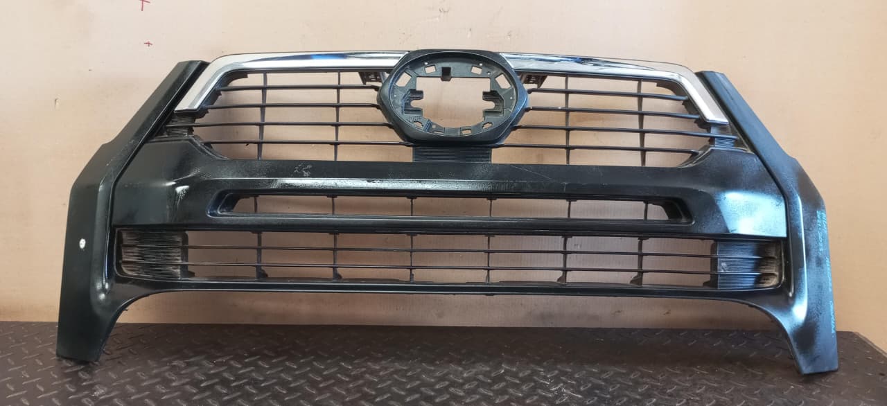 Mascara toyota hilux 2020 2021 2022 2023