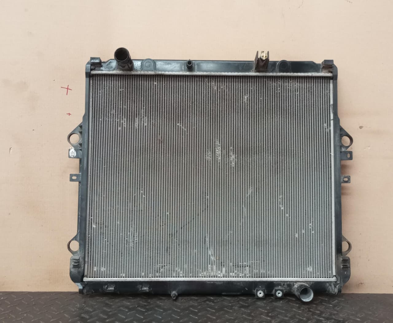 Radiador de agua toyota hilux 2016 2017 2018 2019