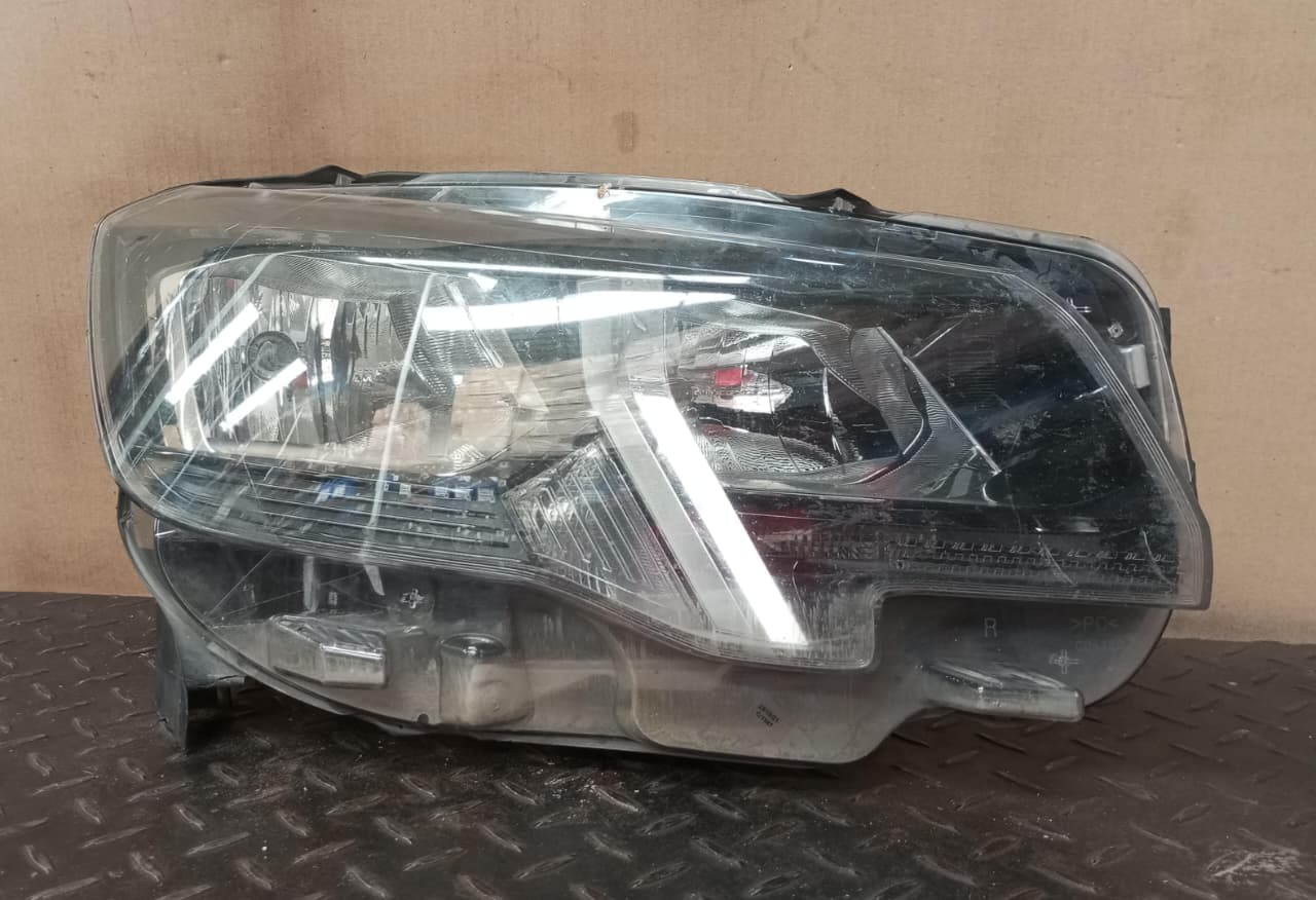 Optico derecho peugeot partner 2019 2020 2021 2022 2023