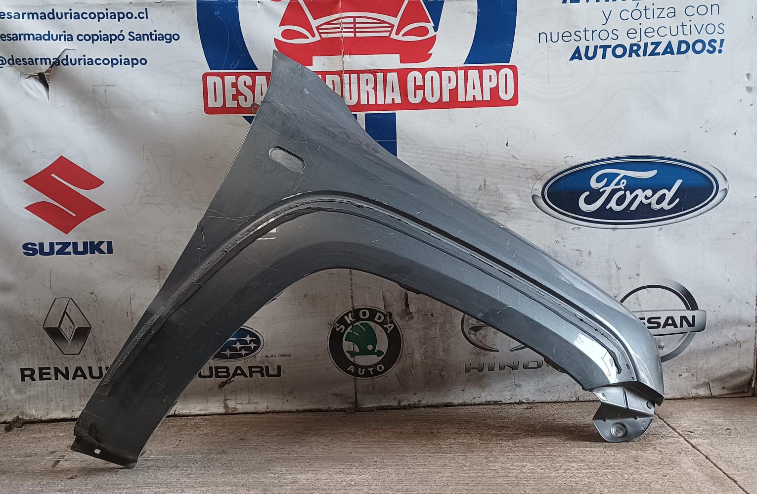 Tapabarro derecho volkswagen amarok 2010 2011 2012 2013 2014 2015 2016 2017 2018 2019 2020 2021 2022 2023