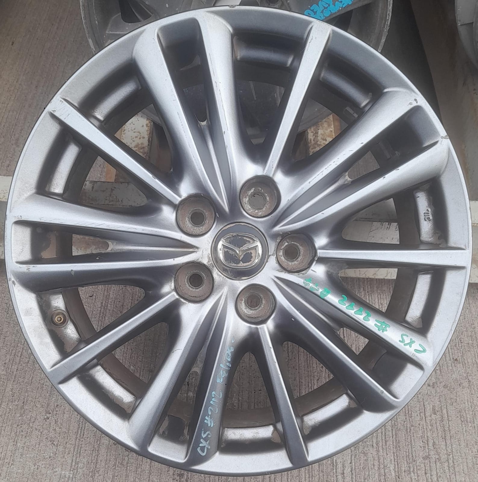 Llanta de aluminio mazda cx5