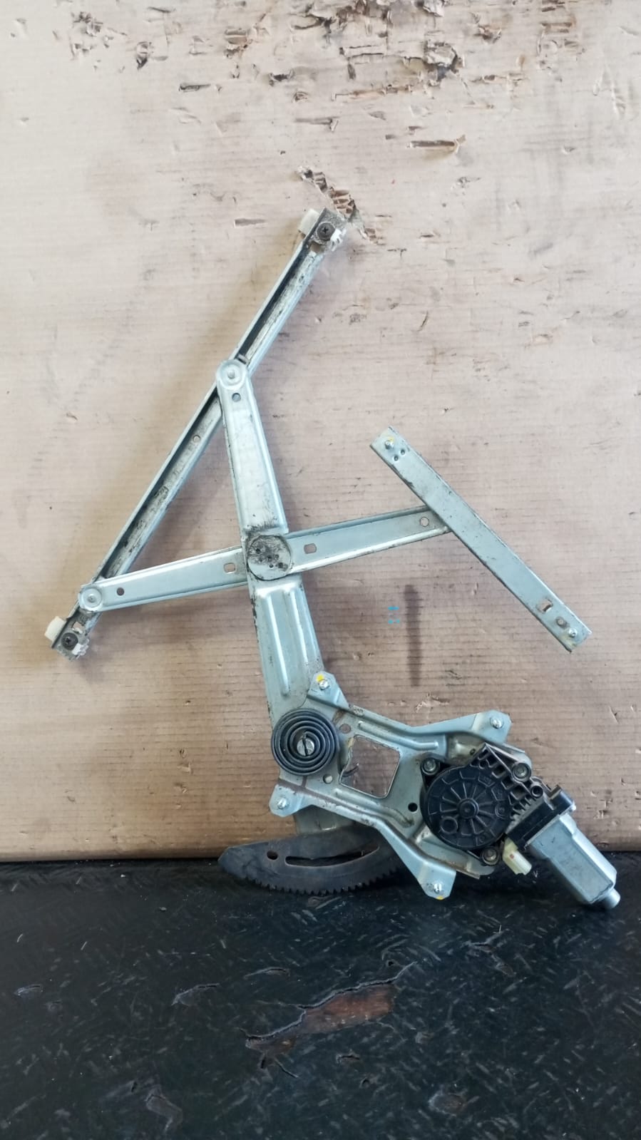 Cremallera alzavidrio delantera izquierda kia frontier 2016 2017 2018 2019 2020