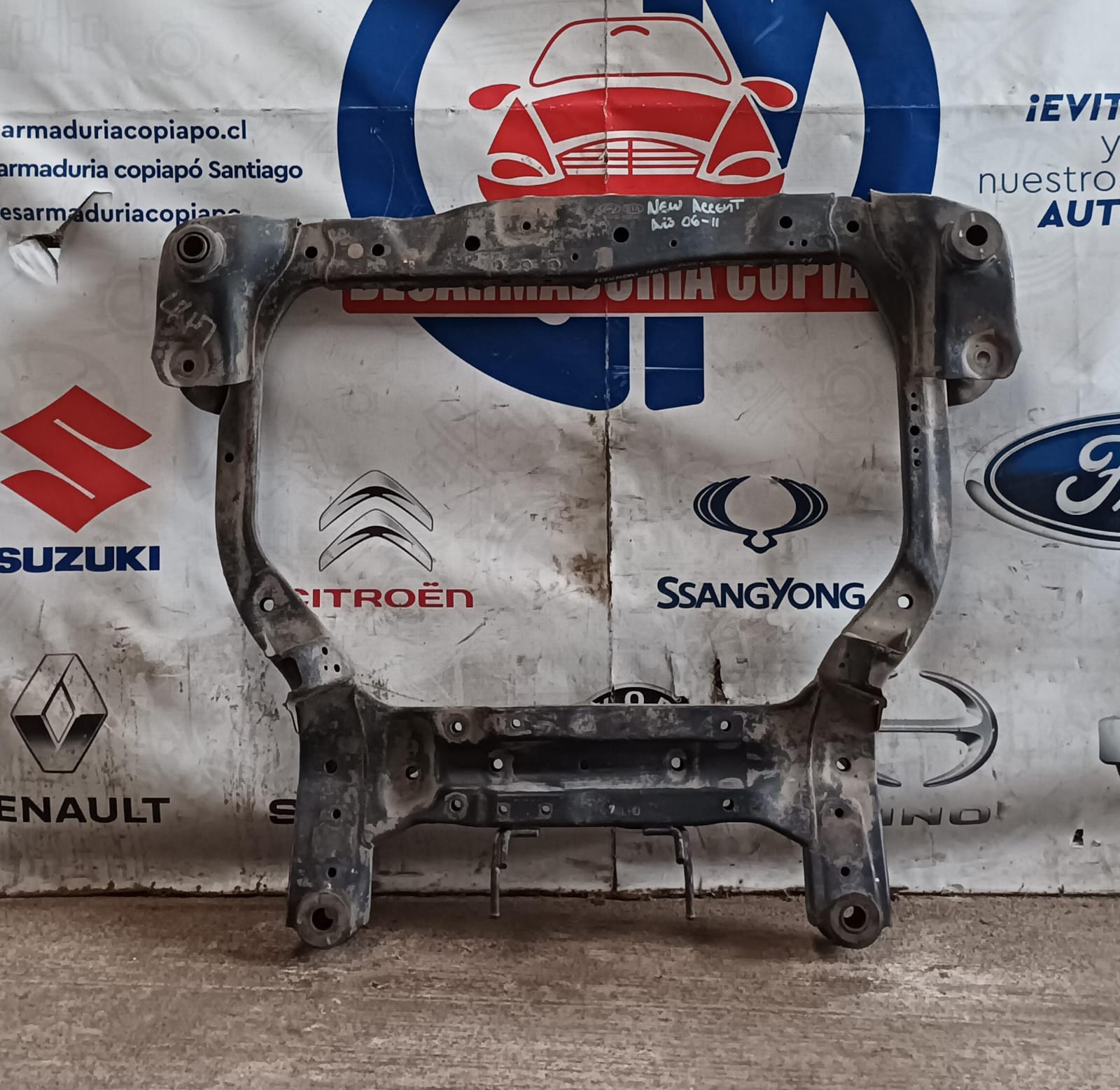 Cuna delantera hyundai accent 2006 2007 2008 2009 2010 2011