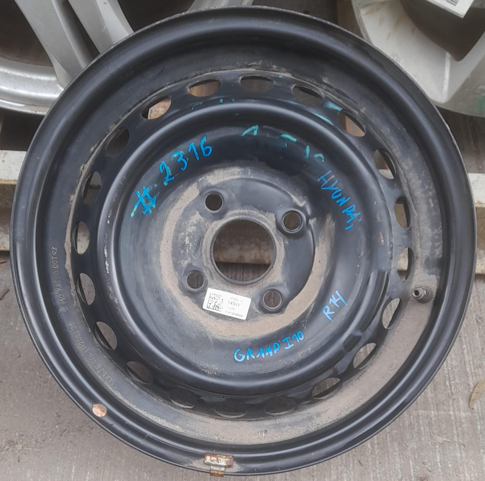 Llanta de aluminio hyundai grand i10