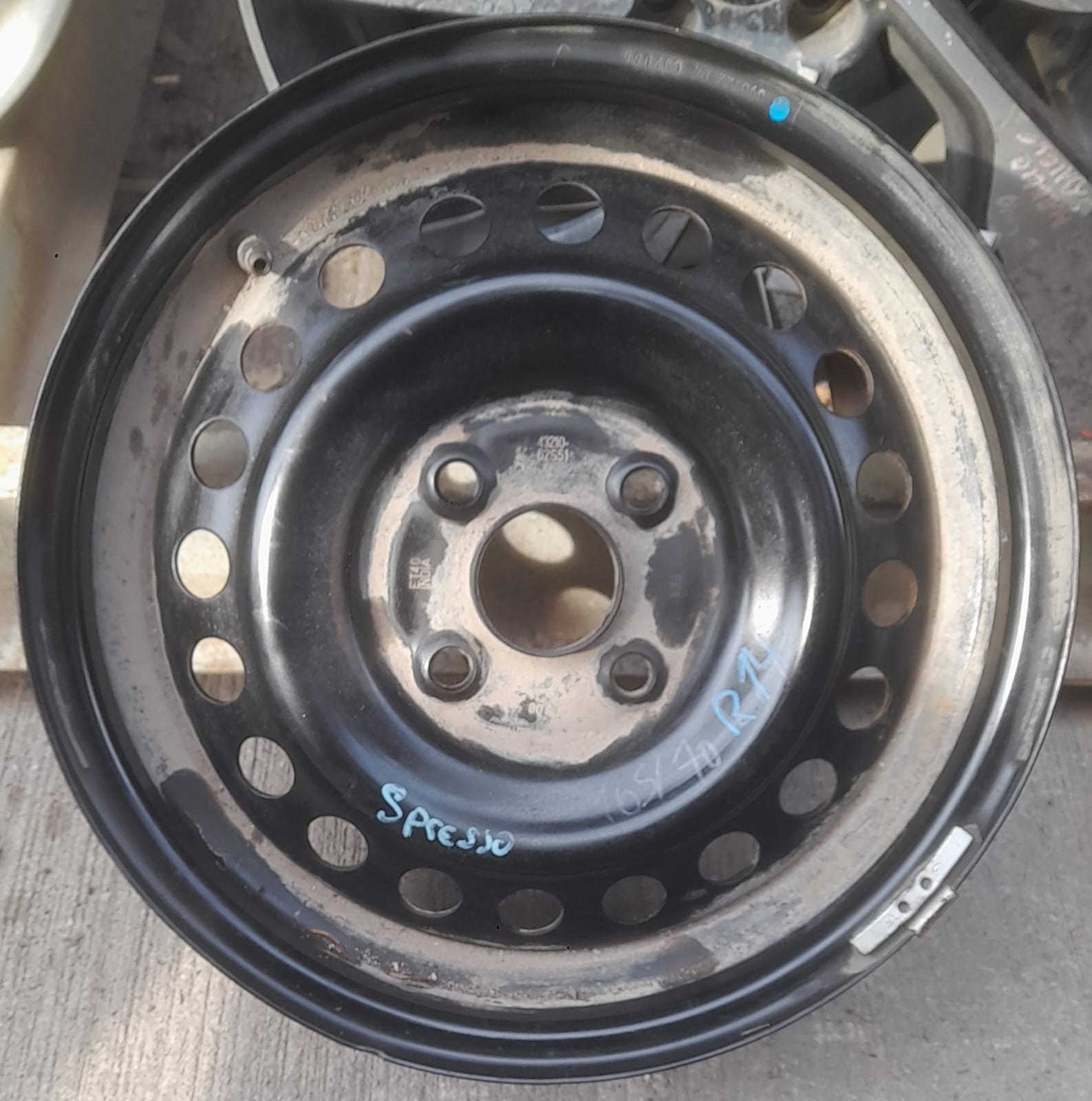 Llanta de fierro suzuki s presso