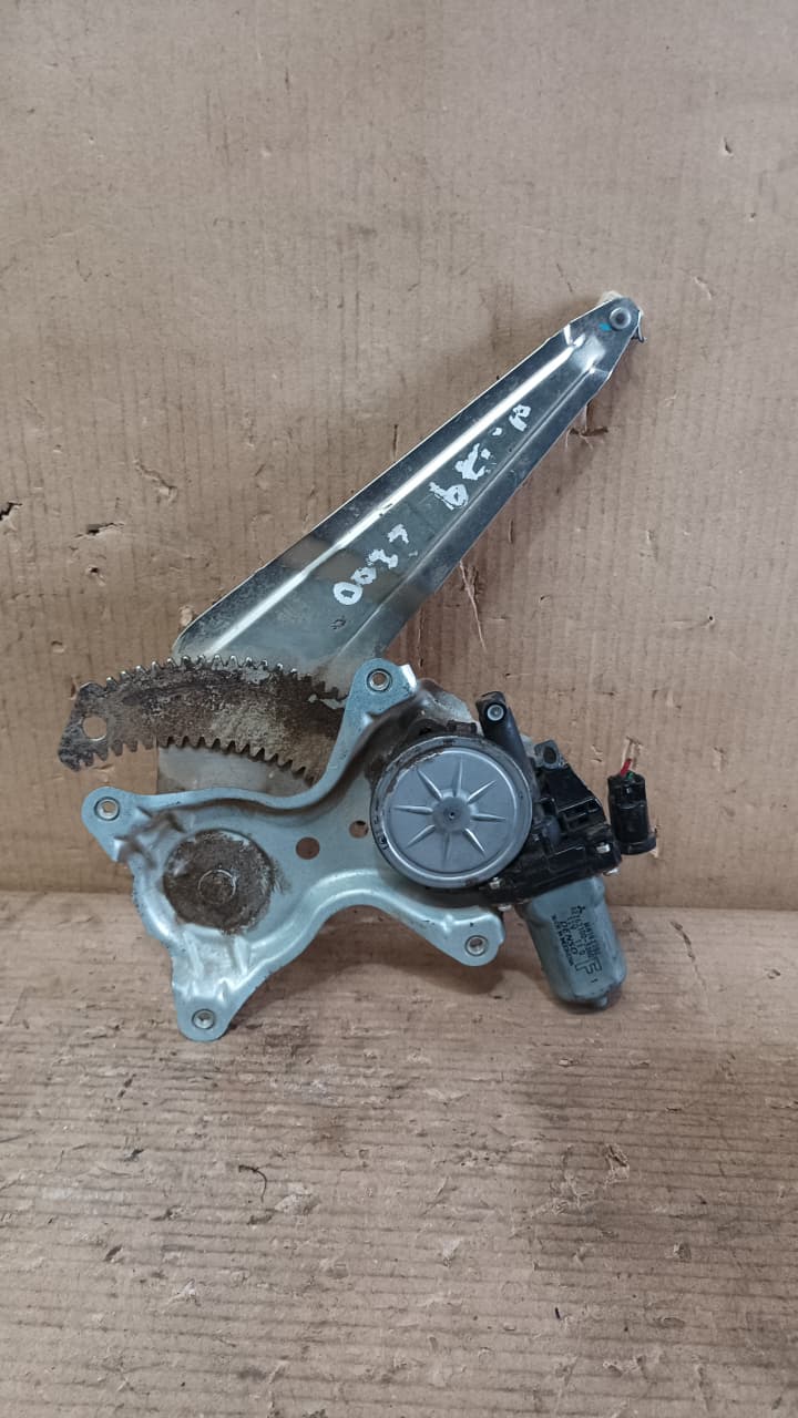 Cremallera alzavidrio trasera izquierda mitsubishi l200