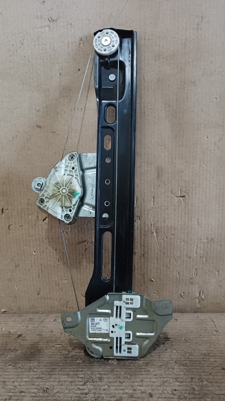 Cremallera alzavidrio delantera izquierda chevrolet sail 2018 2019 2020 2021 2022 2023