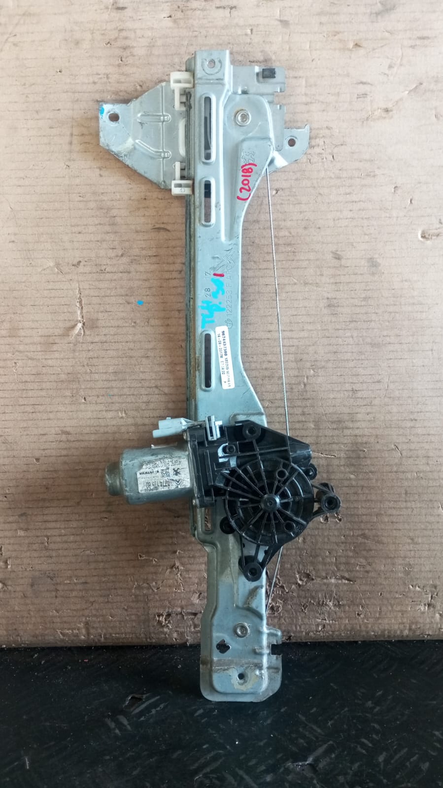 Cremallera alzavidrio trasera izquierda peugeot 301