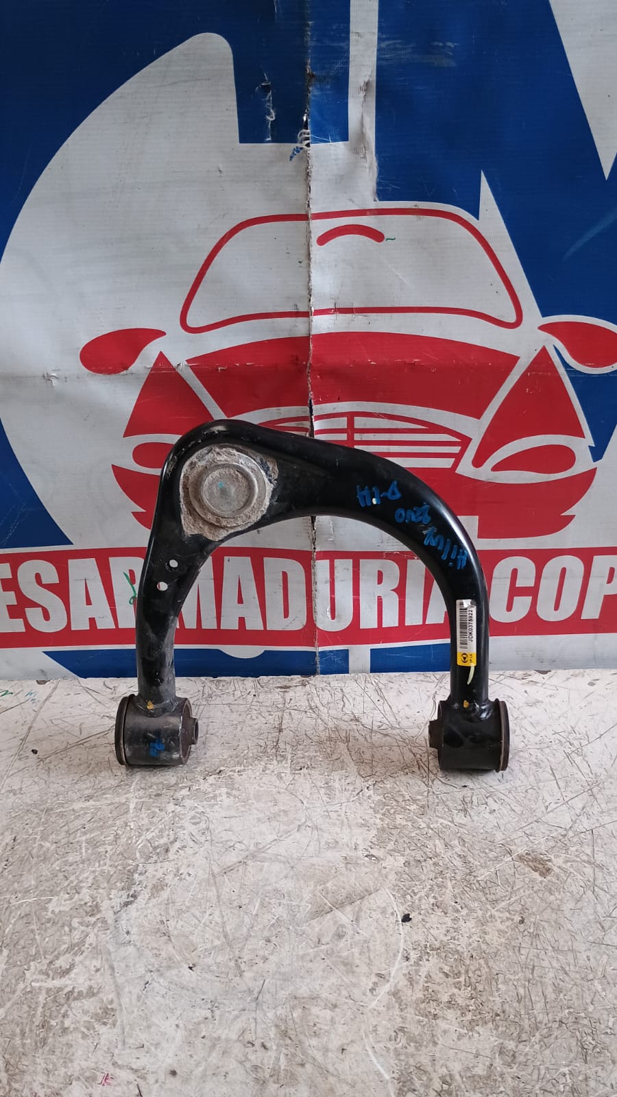 Bandeja trasera izquierda superior toyota hilux