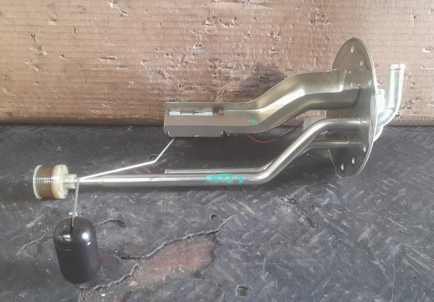 Flotador con bomba de combustible mitsubishi l200