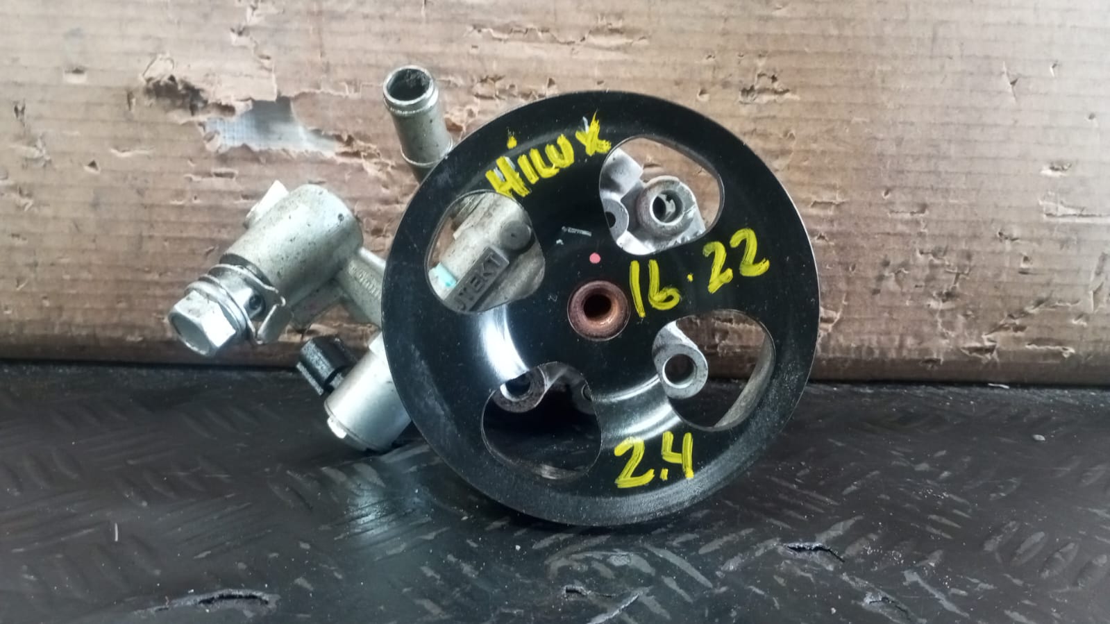 Bomba de direccion toyota hilux 2016 2017 2018 2019 2020 2021 2022