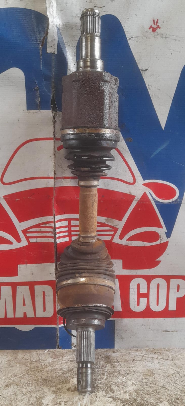 Homocinetica delantera izquierda toyota hilux 2016 2017 2018 2019 2020
