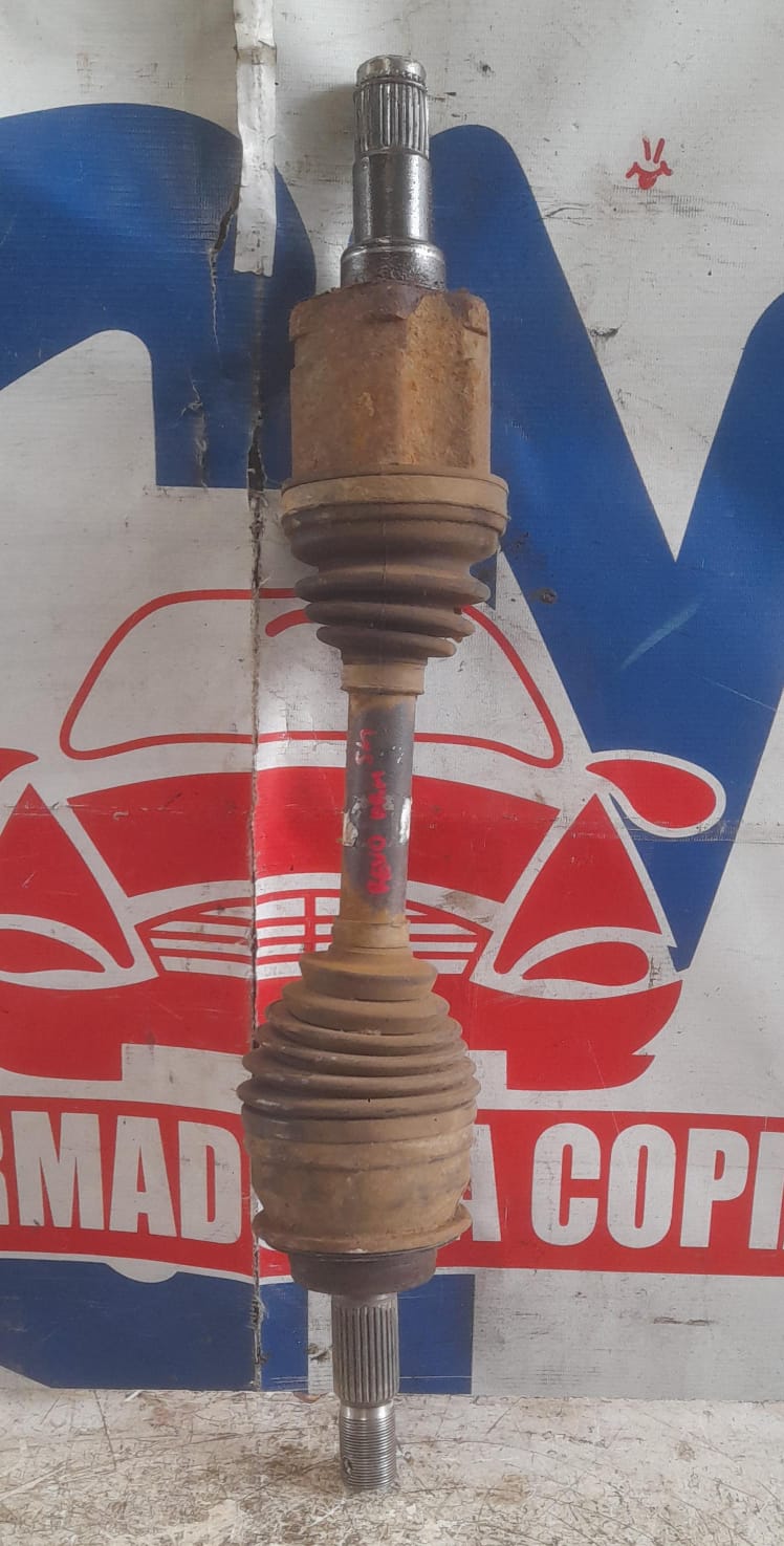 Homocinetica delantera derecha toyota hilux 2016 2017 2018 2019 2020