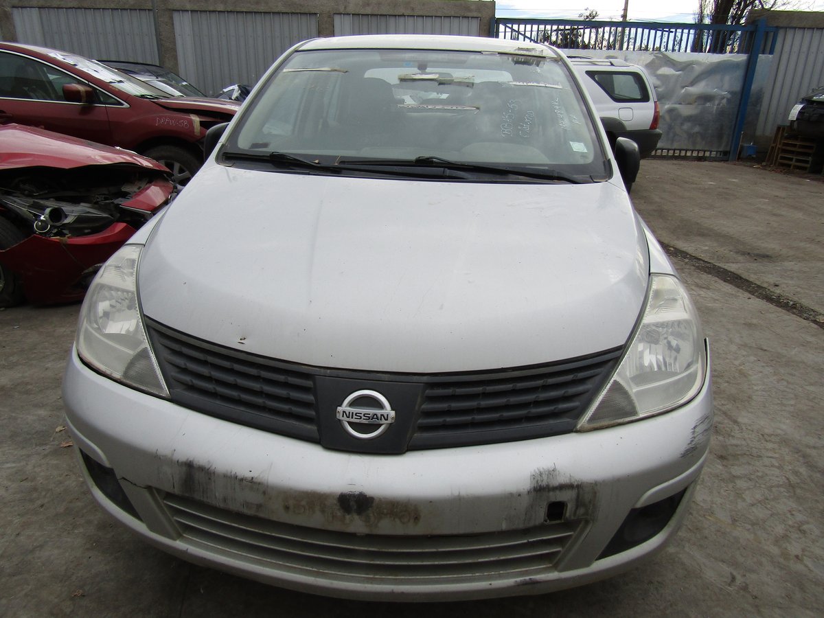 Desarme NISSAN TIIDA 2011