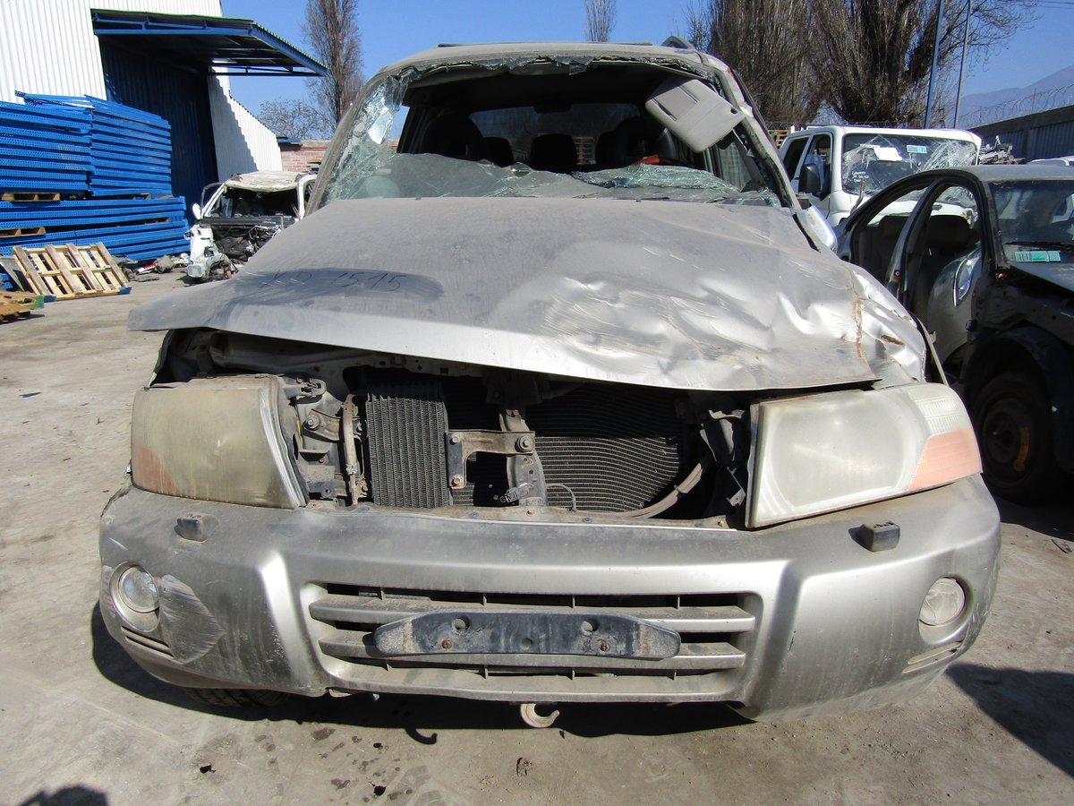 Desarme MITSUBISHI MONTERO 2005
