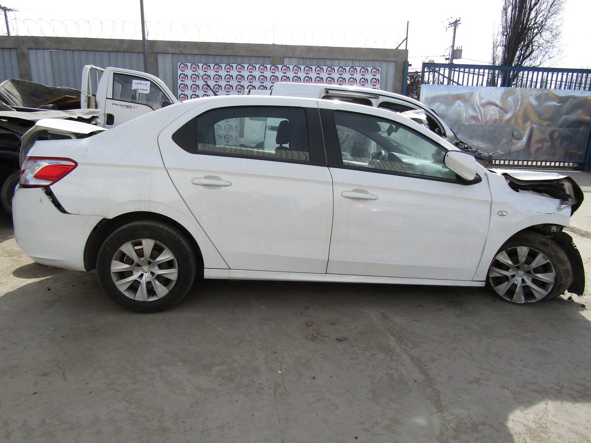 Repuestos Peugeot 301 2016 1.6 bencinero 4x2 en Desarme