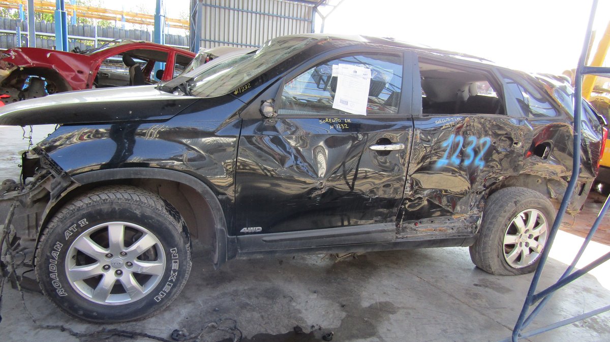 Desarme KIA SORENTO 2010