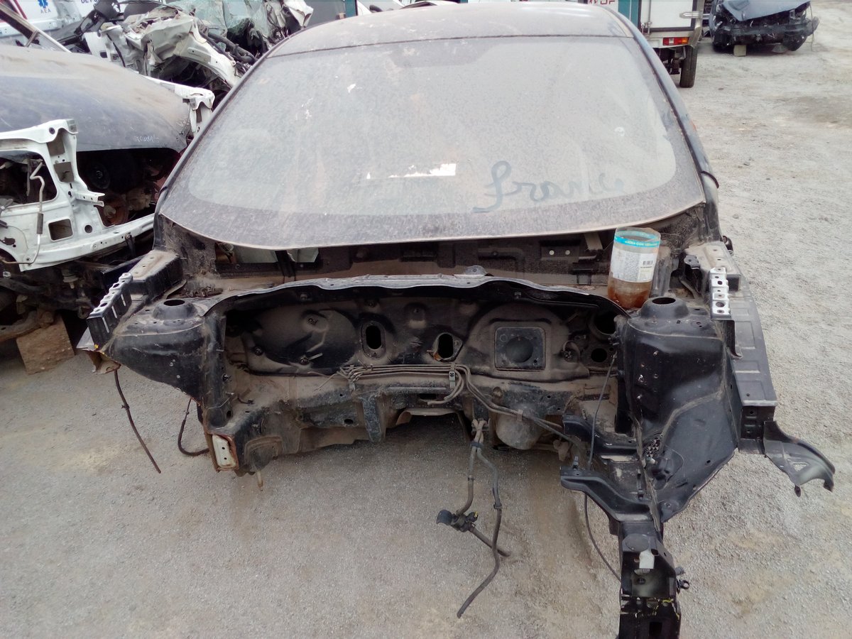 Repuestos Kia Rio 5 2014 1.4 bencinero 4x2 en Desarme