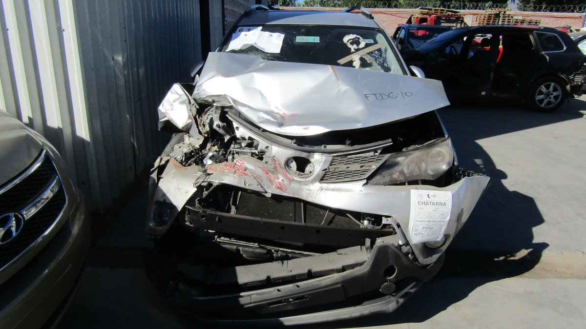 Desarme TOYOTA RAV4 2013