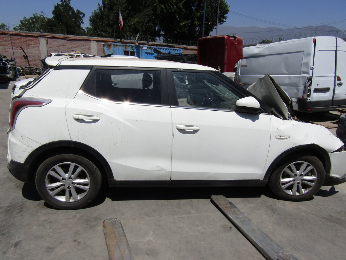 Repuestos Ssangyong Tivoli 2017 1.6 diésel 4x2 en Desarme