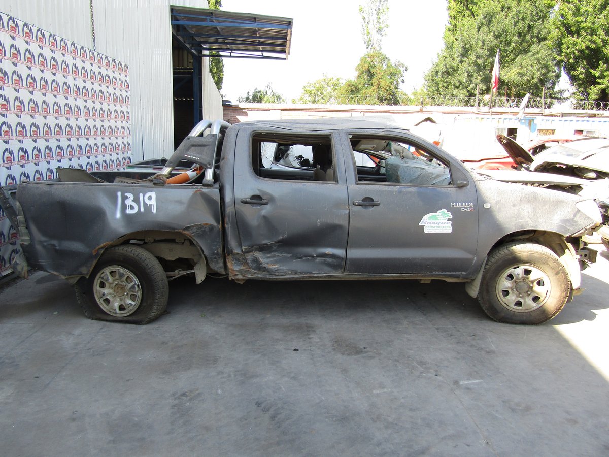 Desarme TOYOTA HILUX 2010