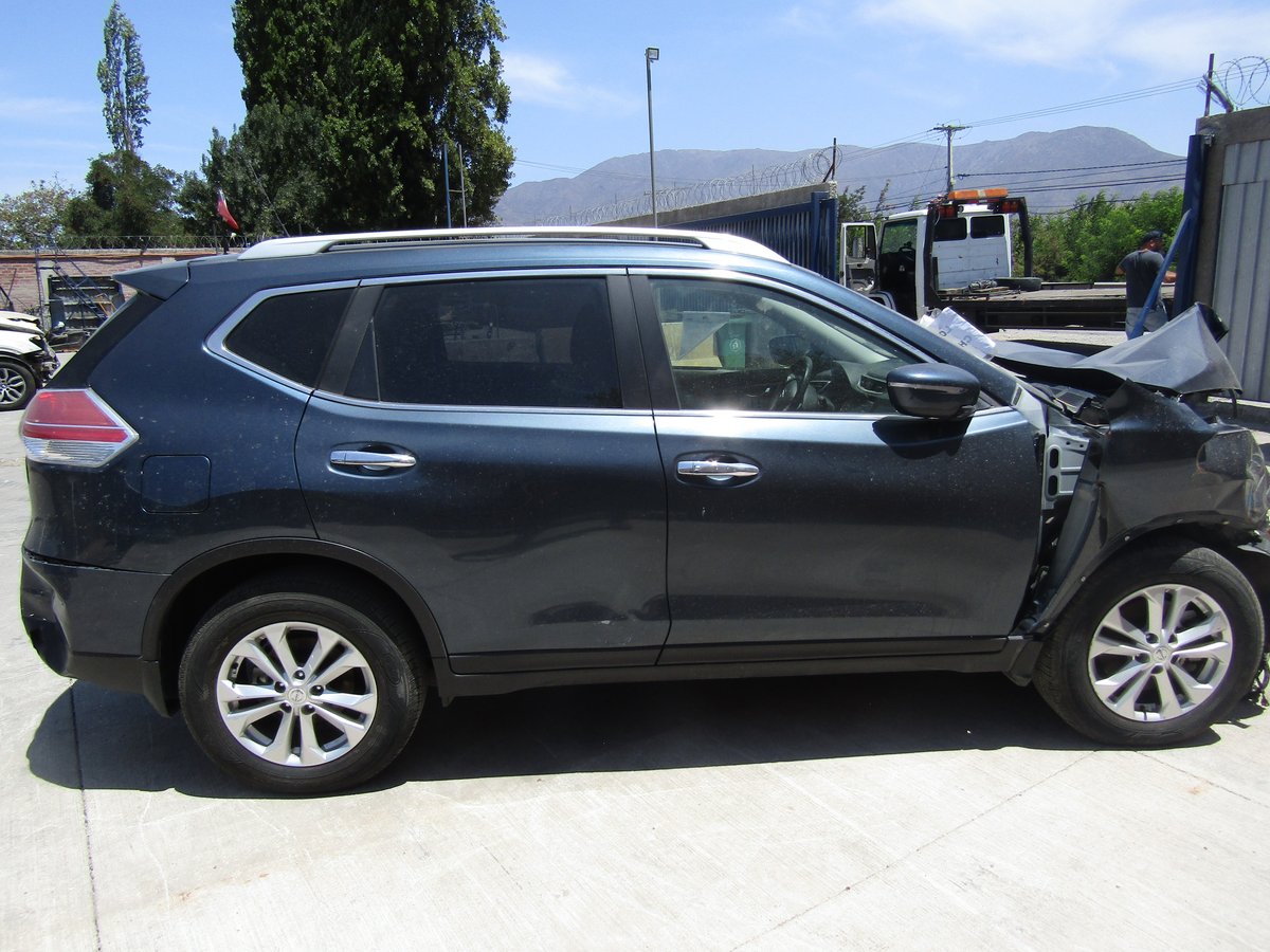 Repuestos Nissan X-Trail 2016 2.5 bencinero 4x2 en Desarme