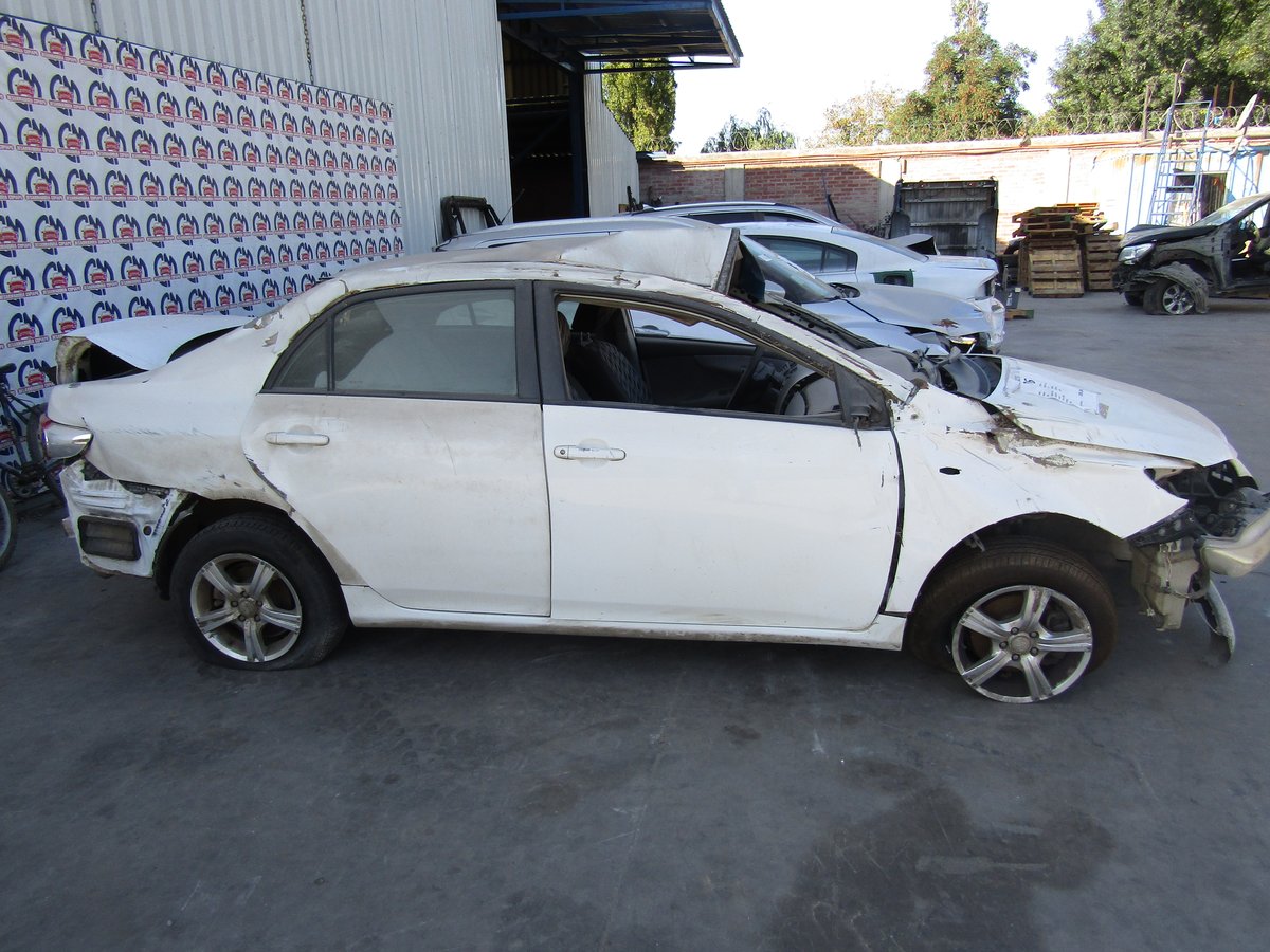 Desarme TOYOTA COROLLA 2012