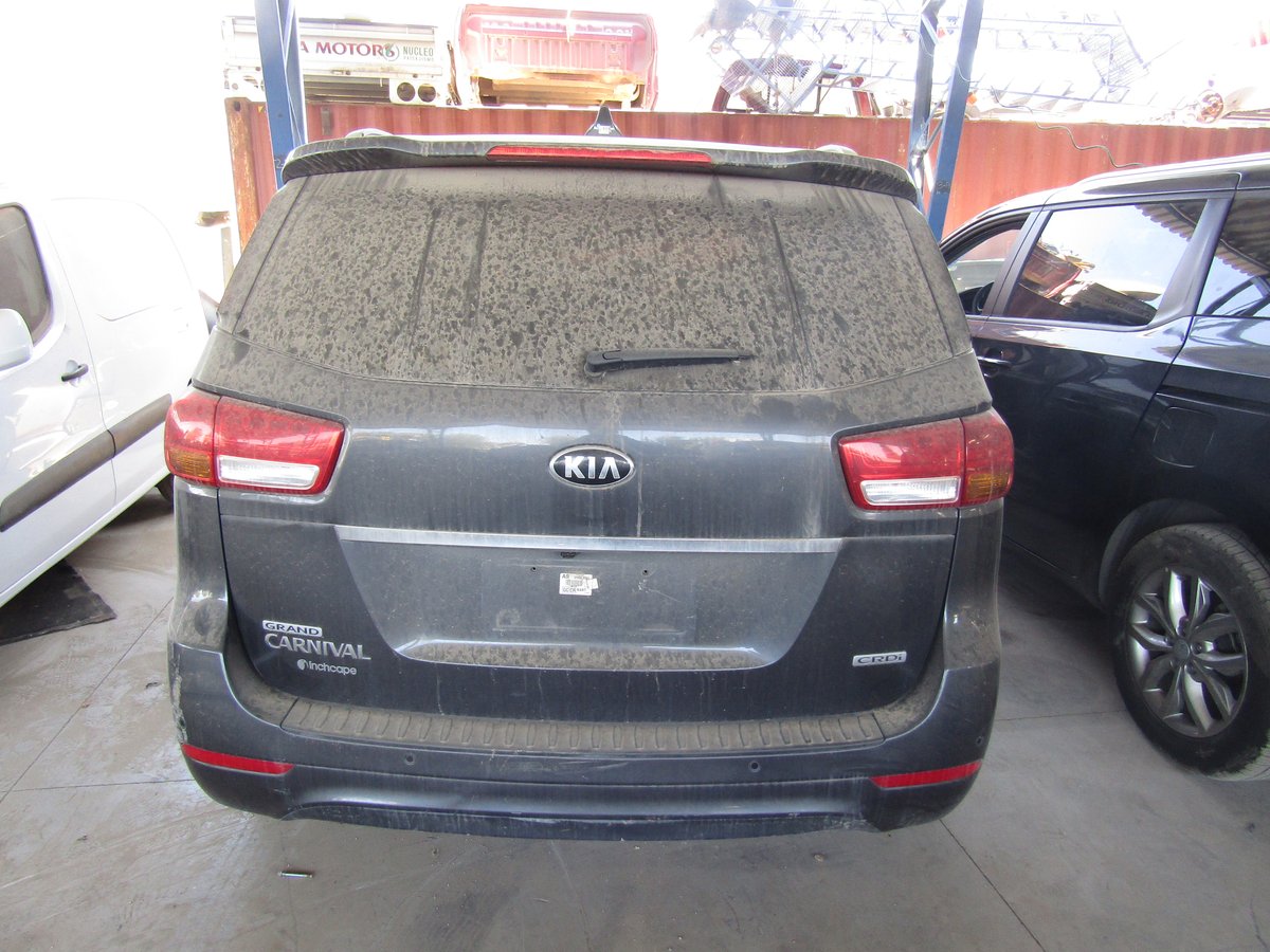 Repuestos Kia Grand Carnival 2018 2.2 diésel 4x2 en Desarme