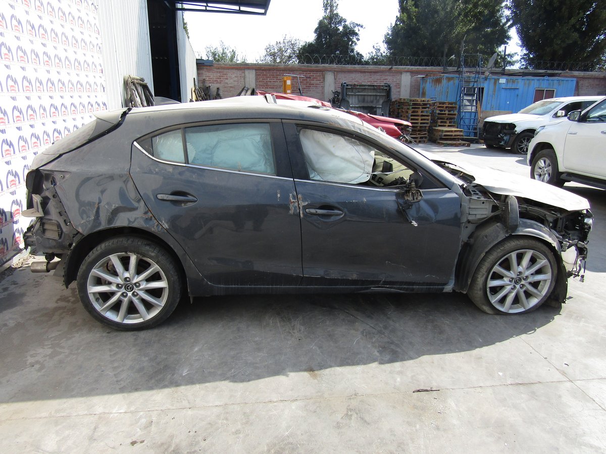 Desarme MAZDA 3 2017