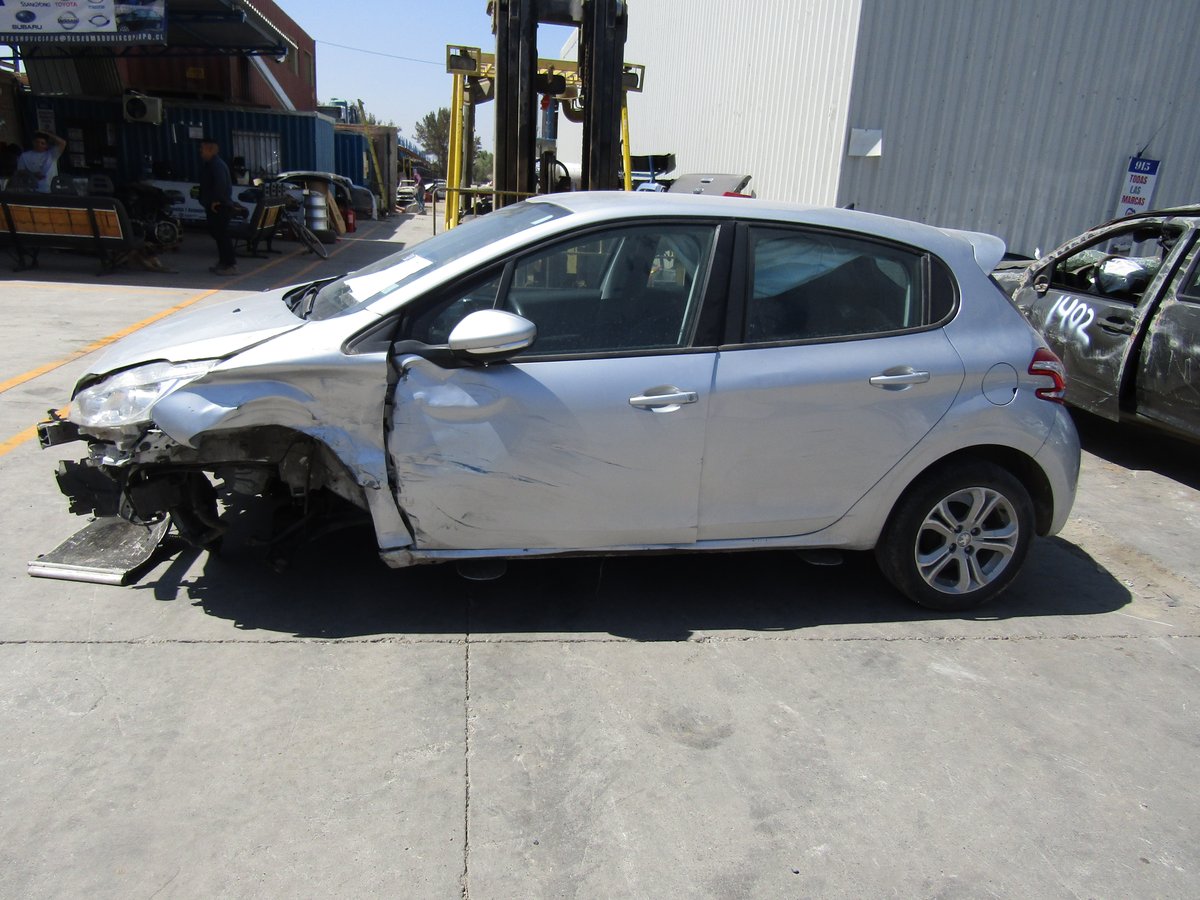 Desarme PEUGEOT 208 2015