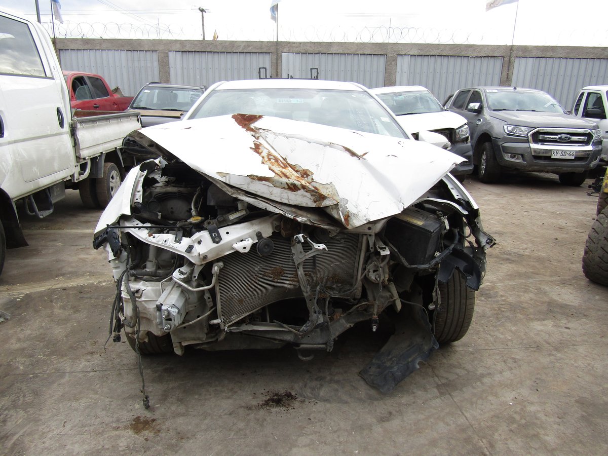 Desarme TOYOTA COROLLA 2015