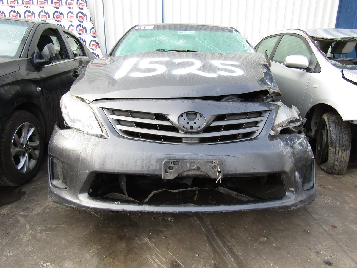 Desarme TOYOTA COROLLA 2011