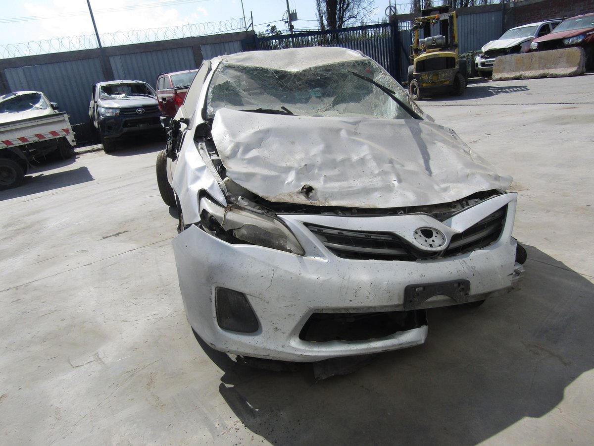 Desarme TOYOTA COROLLA 2011
