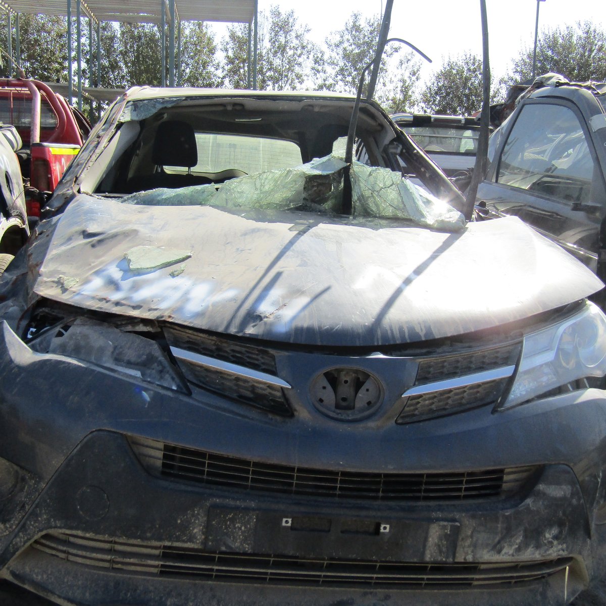 Desarme TOYOTA RAV4 2013