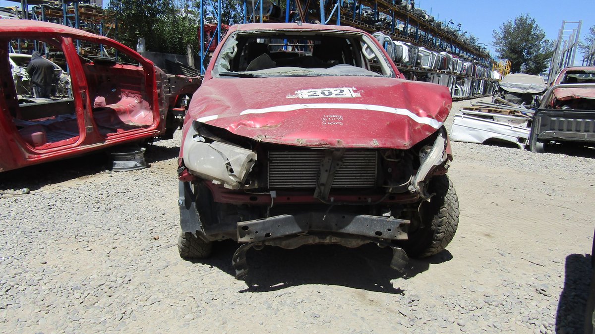 Repuestos Toyota Hilux 2019 2.8 diésel 4x4 en Desarme
