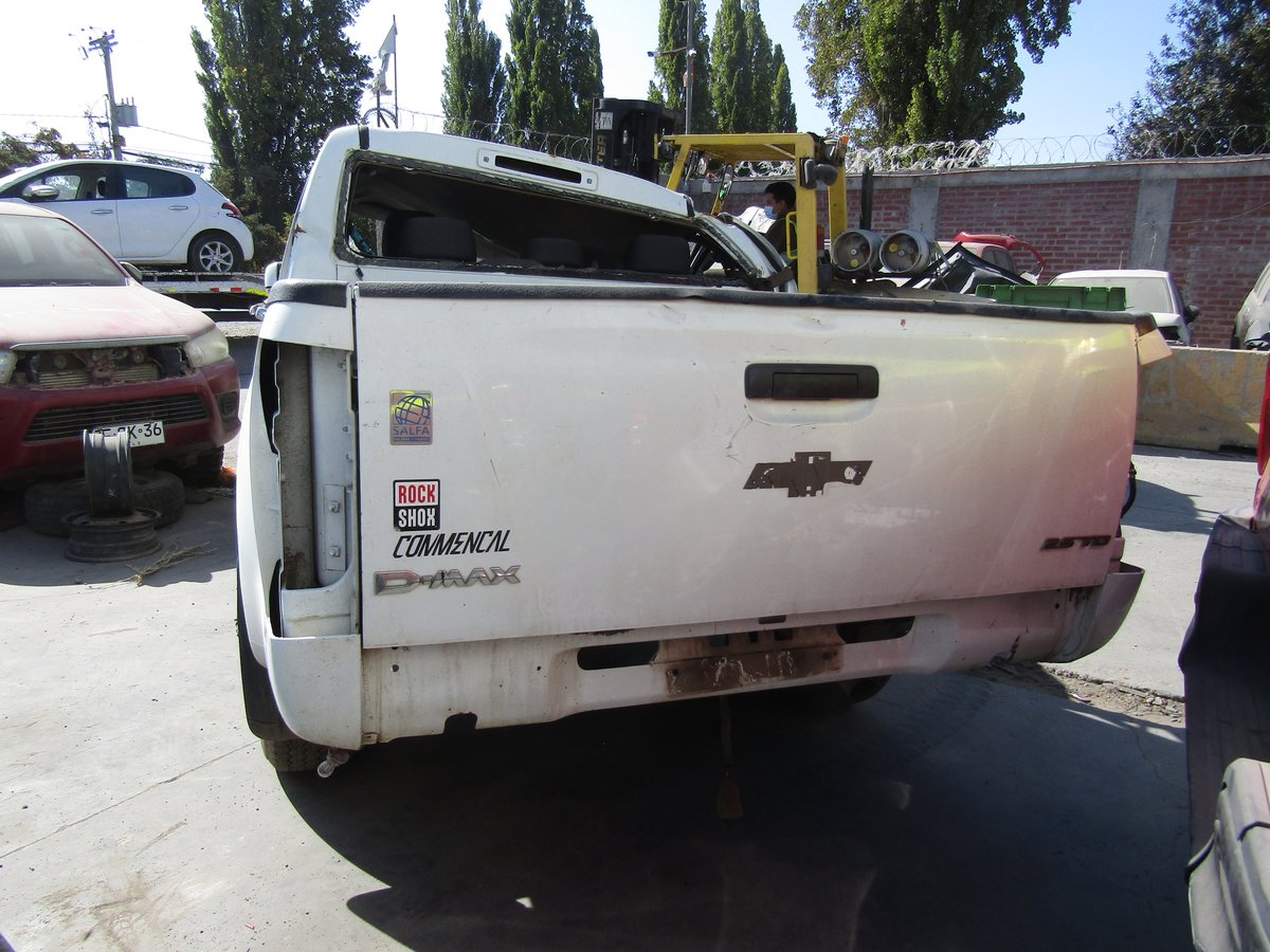 Repuestos Chevrolet Dmax 2015 2.5 diésel 4x2 en Desarme