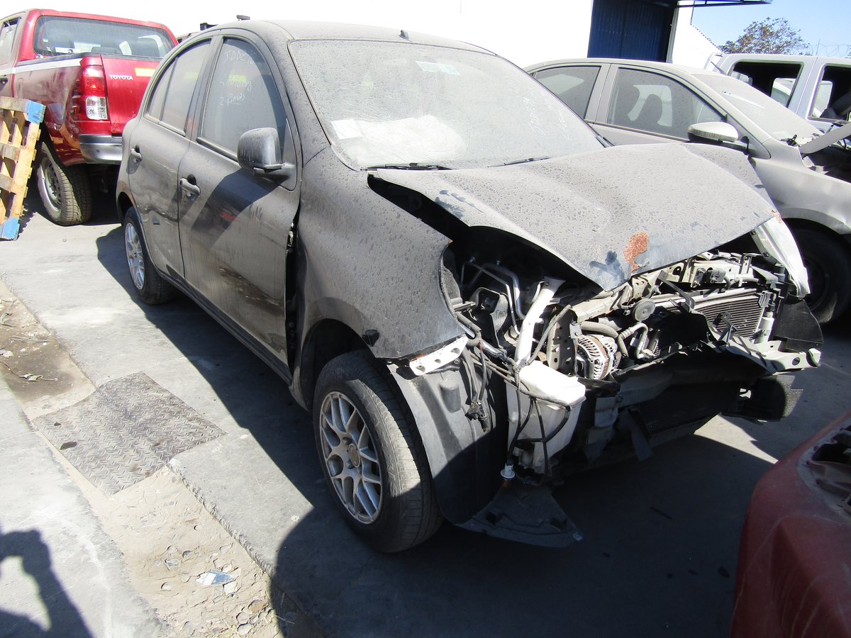 Repuestos Nissan March 2017 1.6 bencinero 4x2 en Desarme
