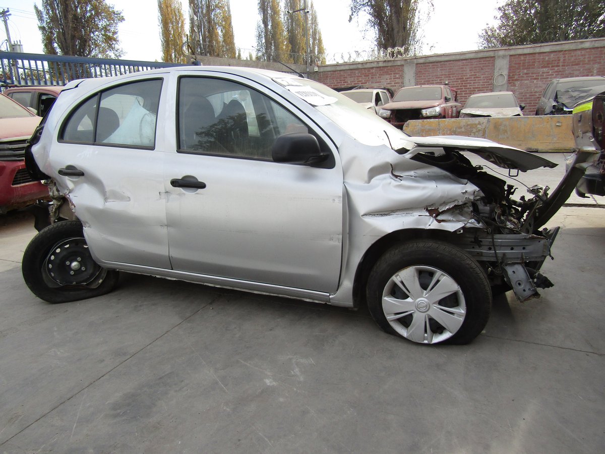 Repuestos Nissan March 2018 1.6 bencinero 4x2 en Desarme
