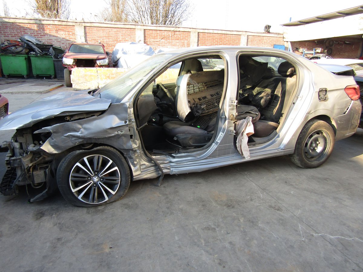 Repuestos Peugeot 301 2018 1.6 diésel 4x2 en Desarme